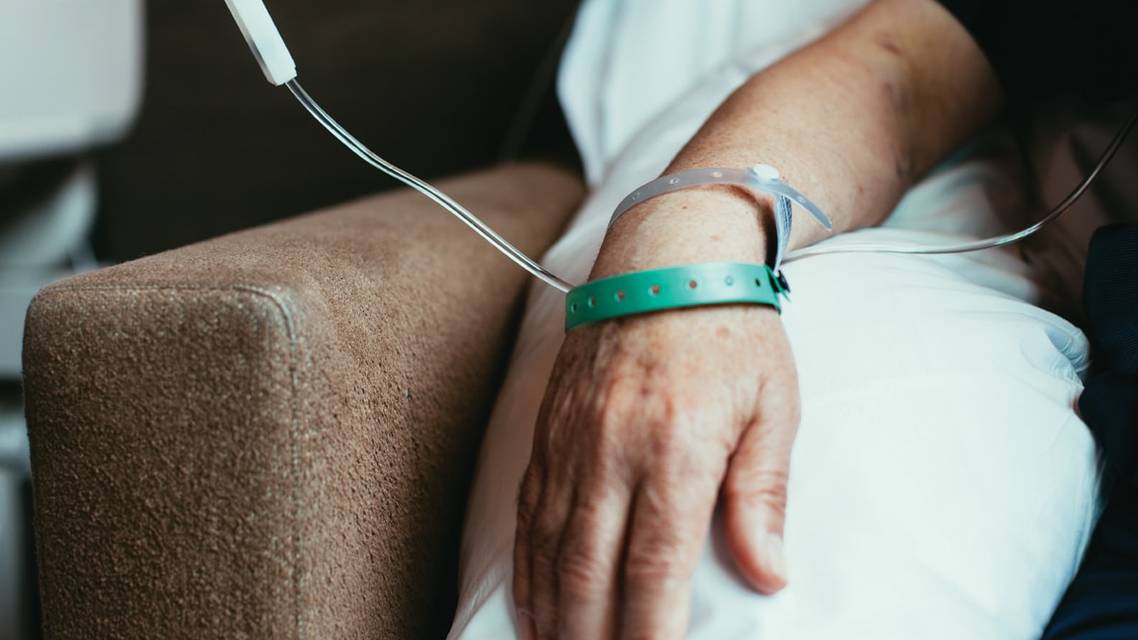 Managing Microcyst Like Epithelial Keratopathy Related to Cancer Therapy