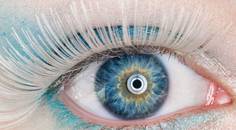 Eye Makeup Trends and Eye Health