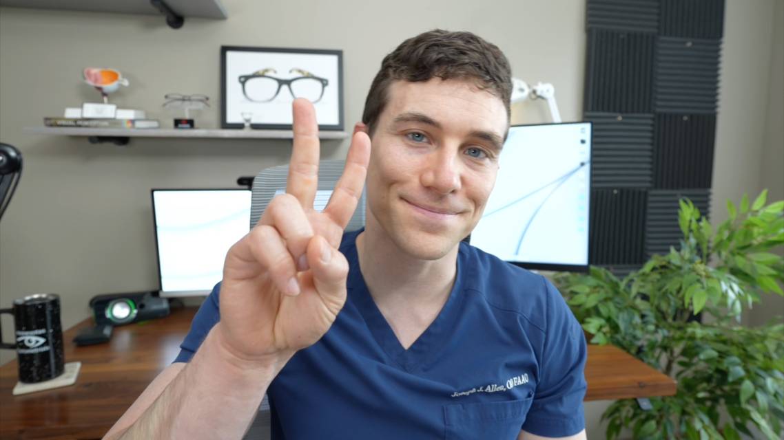 Practical Advice for Defining Your Brand on Social Media thumbnail